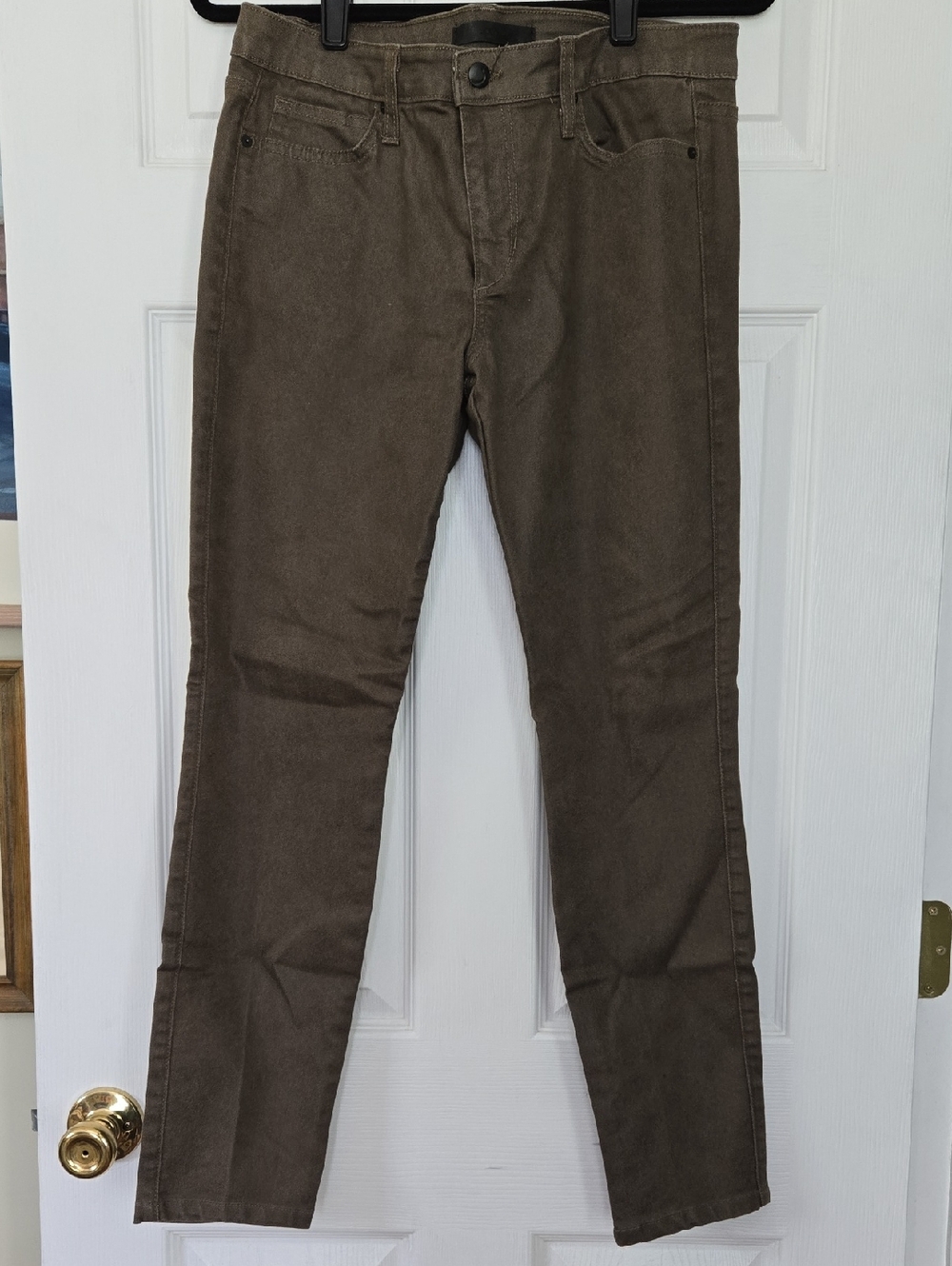 Women's Slim Straight Pants in Brown